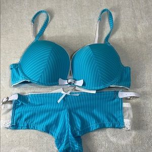 Striped and Buckled Set